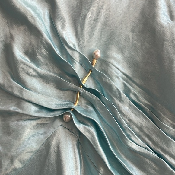 Aje Moonglade Pierced Fit and Flare Ruched Blouse in Spearmint Blue Size 8 - Picture 9 of 16